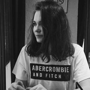 Meet your Posher, Mathilde